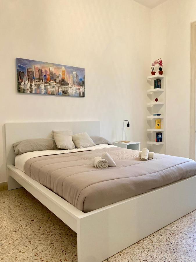 Appartamento Urban Poet Retreat - Casa Di Vincenzo E Andrea 2 Palermo Esterno foto